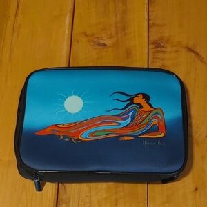 NATIVE SIOUX ARTIST MAXINE NOEL MOTHER EARTH ACCESSORIES/TRAVEL CASE/POUCH
